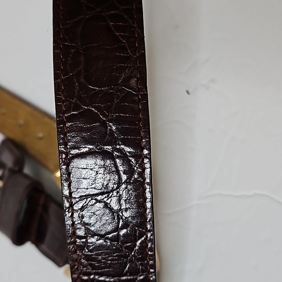 Italian Embossed Leather Belt size M Brown Brass accent hardware   Pre-owned - Picture 4 of 10